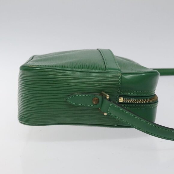LOUIS VUITTON Epi Trocadero 27 Shoulder Bag Green - Picture 4 of 16
